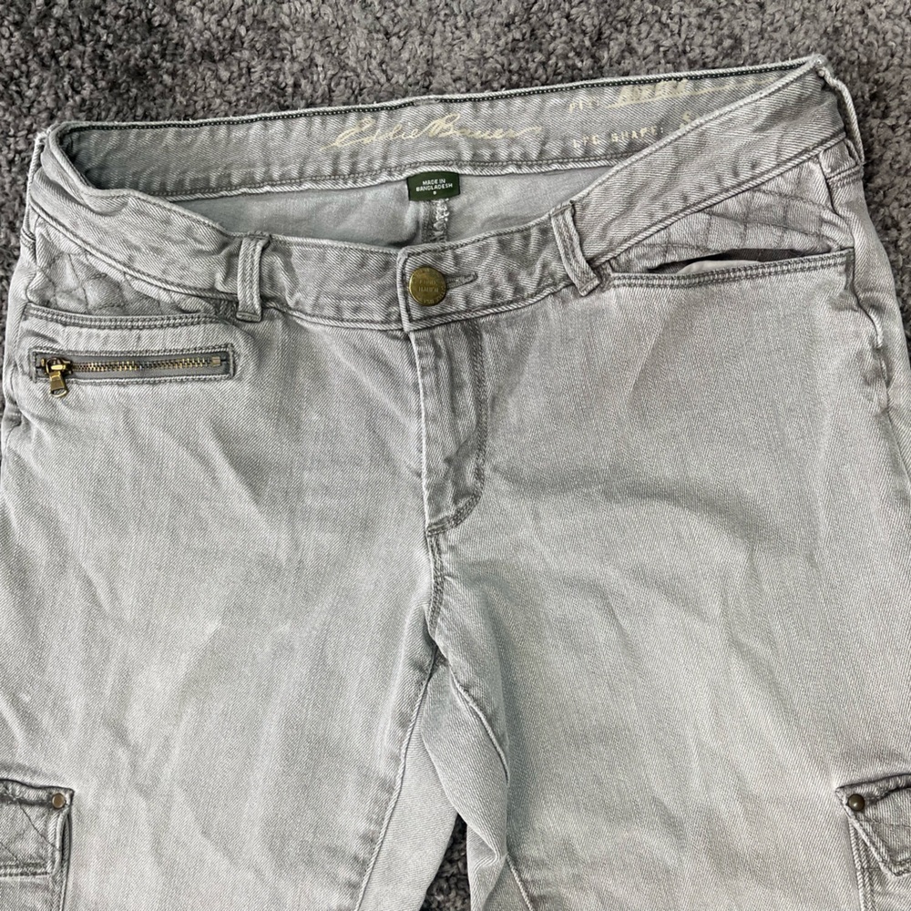 Eddie Bauer Modern slim fit cargo pockets light gray low rise denim jeans size 8 - Picture 4 of 16